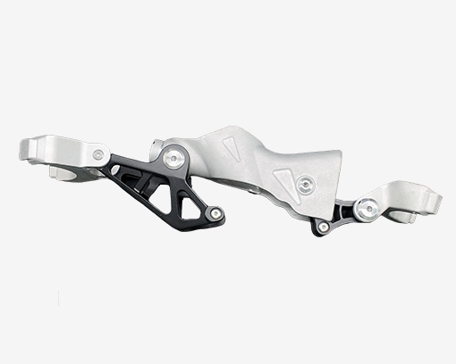 Assembly of connecting pieces